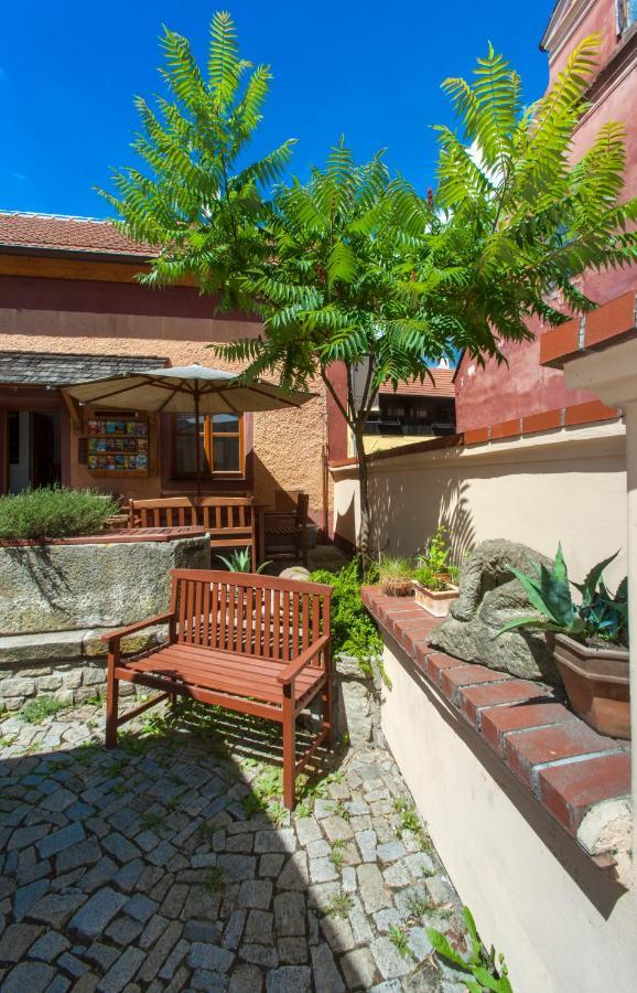 Hostel Postel Cesky Krumlov Exterior photo