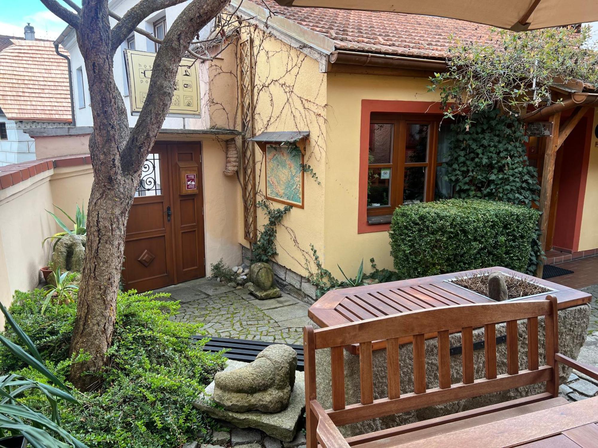 Hostel Postel Cesky Krumlov Exterior photo